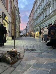 Scopri di più sull'articolo Il guardone di Bratislava 🇸🇰